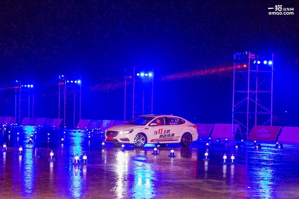 上市66天大额订金订单26000一代车主欲晋升二代