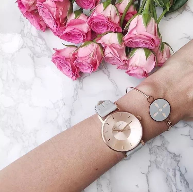 男士百搭手表便宜,1千元女士明星百搭防水手表