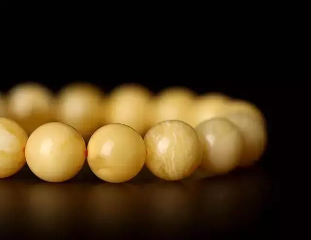 俄料乌料的价格,俄料与乌料颜色对比