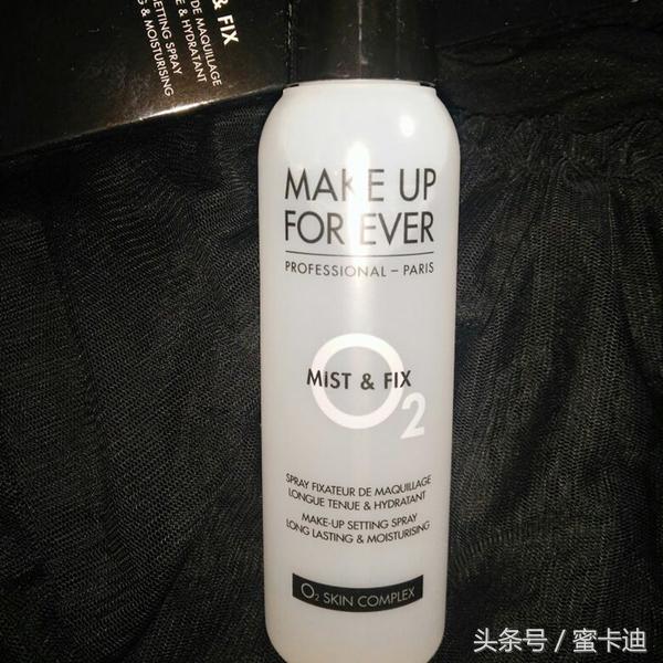 怎样才能让妆容持久一天,怎样使妆容持久不掉妆