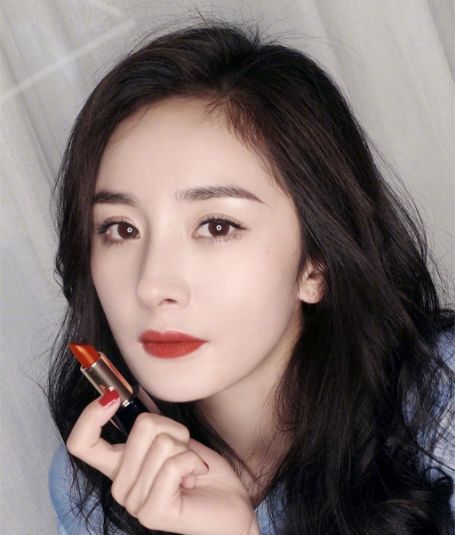 《了不起的麦瑟尔夫人》用的口红竟然只要59元？！｜妆好看