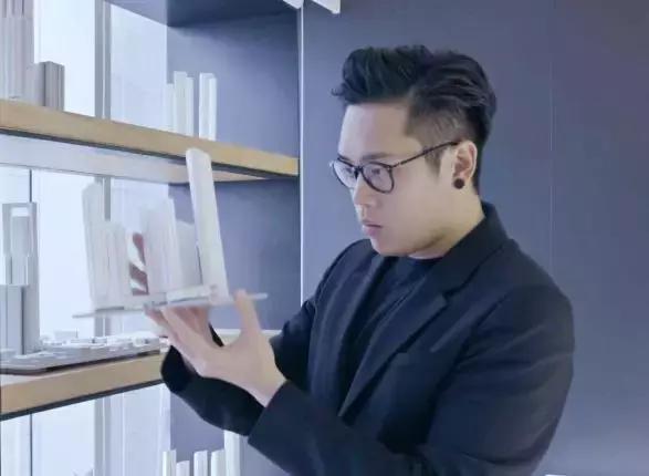 让世界看见！满京华携手伍兹贝格BillyIp，创造梦想综合体