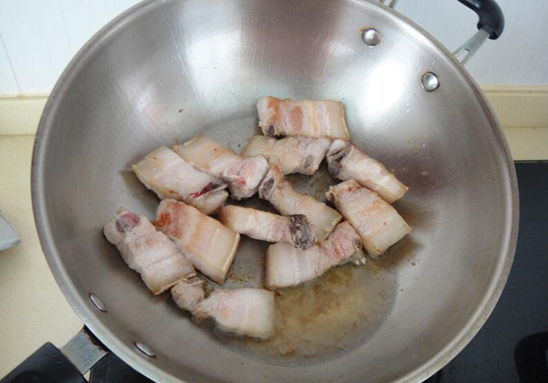 上海红烧肉正宗厨师做法的视频,上海红烧肉的正宗做法黄磊