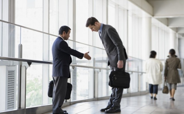 在职场里面吃亏是好事吗,职场中你老实就一定会吃亏