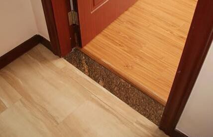 实木地板接缝处理工艺有哪些,木地板施工缝隙大怎么办