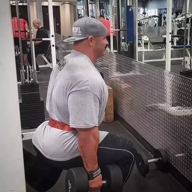 腿粗咋整,腿粗怎么拉伸能让腿变细变长