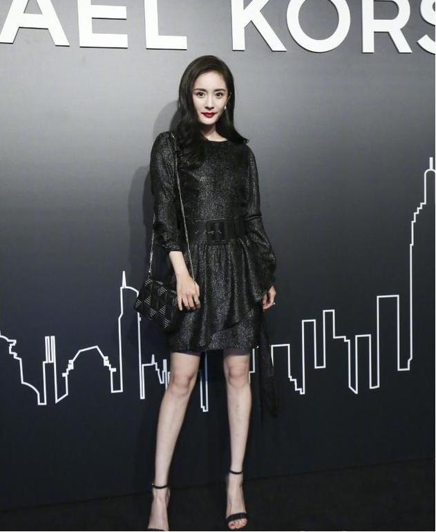 带货女王“杨幂”成为MK全球代言人，她是否能成功拯救“MK”