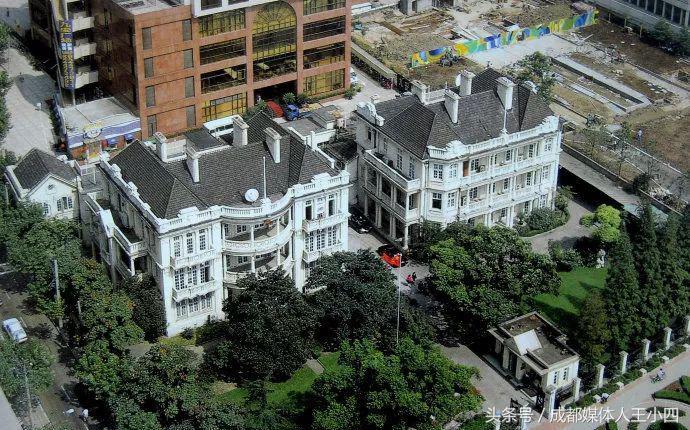 郭氏兄弟：从水果小贩到百货大佬