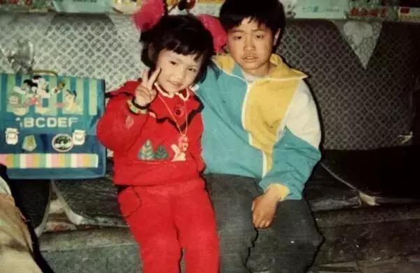 衡阳人小时候穿过的爆款，太时髦了！数数你穿过几件？