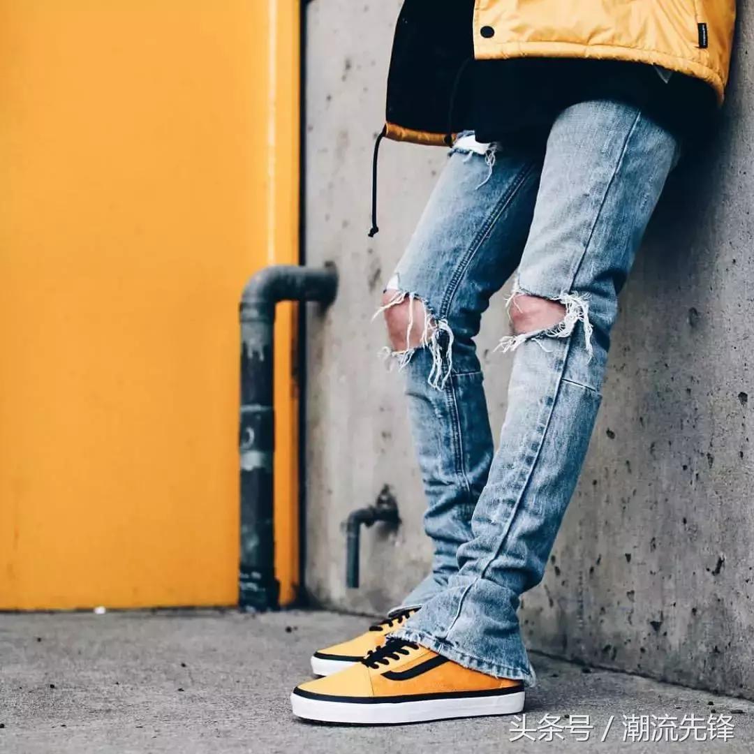 怎样看待买潮牌都买假的的人,买潮牌的人