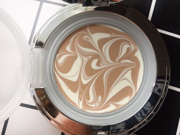 elle粉底液和爱敬气垫哪个好用,爱敬气垫哪一款好