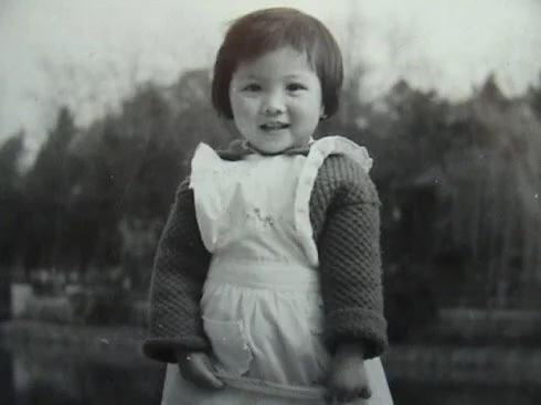 姚贝娜是怎么成为中国歌手的,惨遭淘汰却爆火的歌手姚贝娜