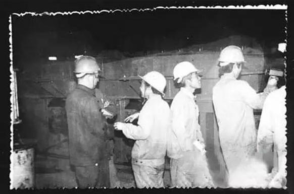 恒大集团许家印深层分析,从掏粪工到首富许家印的发家史