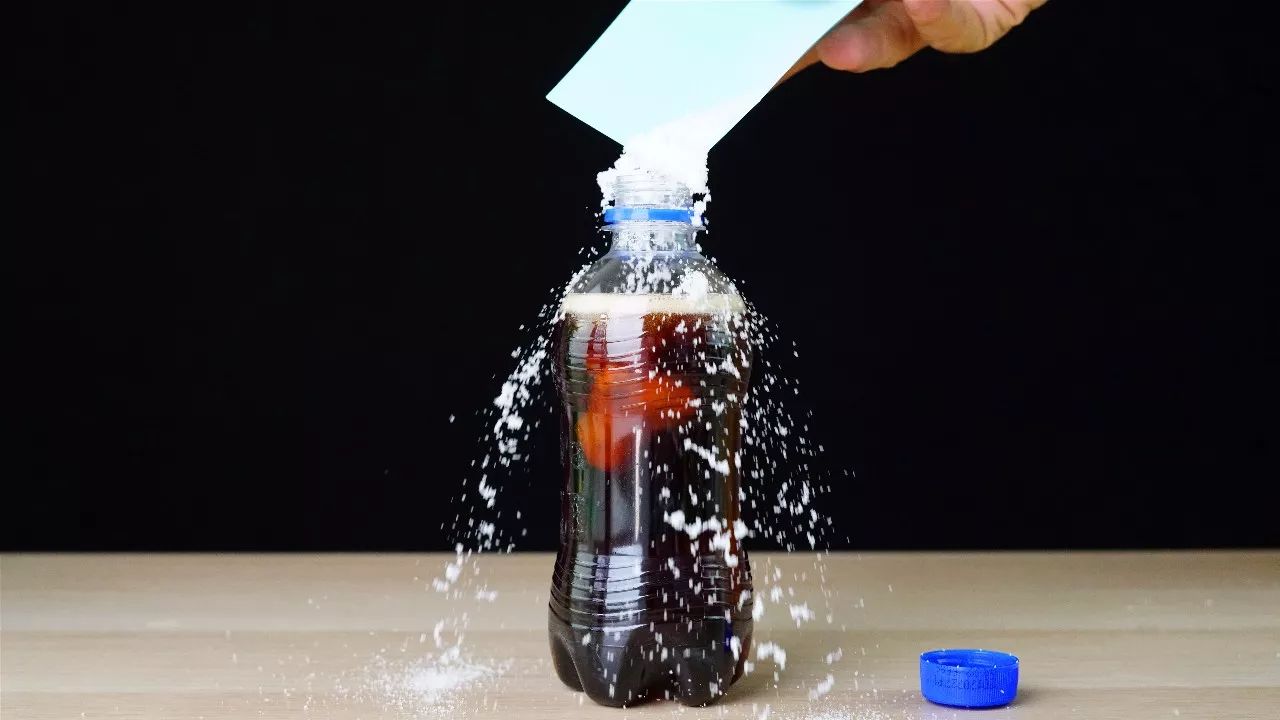 可乐里加盐和糖会怎么样,可乐加盐能成什么样