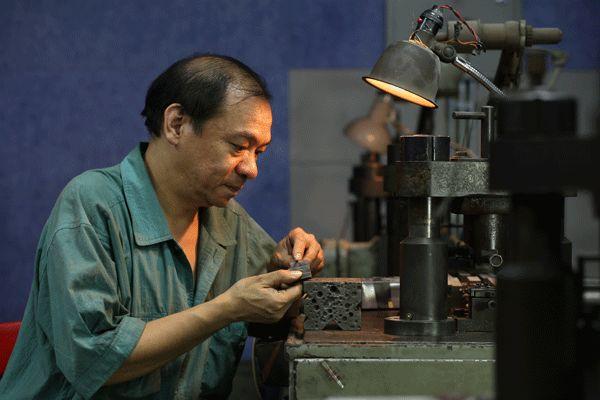 英雄归来的钢笔,英雄归来2010