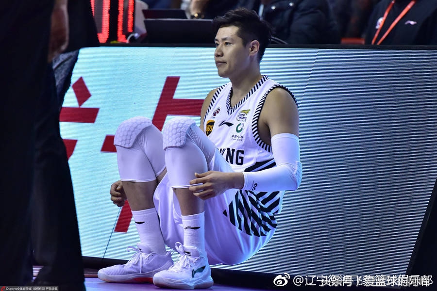 贺天举祝贺辽篮夺冠,贺天举没防守视频