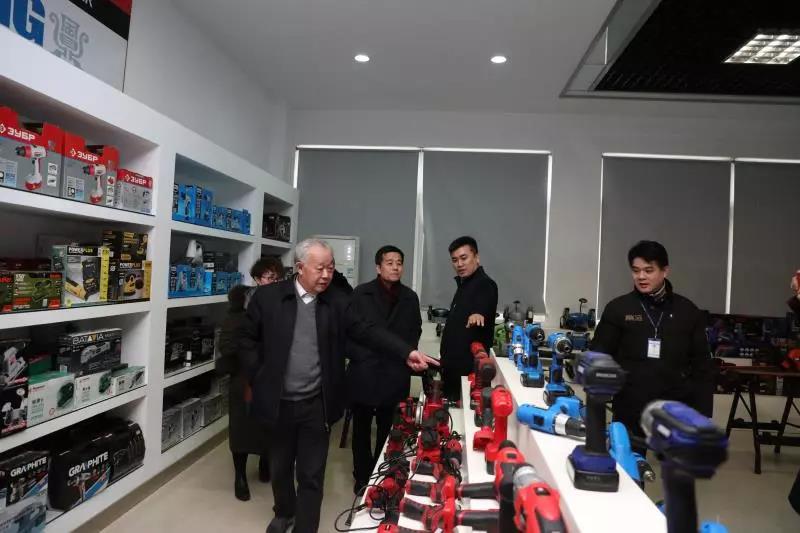 23年，加班1200天，员工流失率为零——于彦忠考察常州四药制药