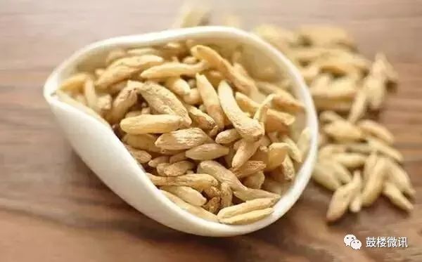 嘴唇干燥是什么病的预兆,嘴唇干燥查什么