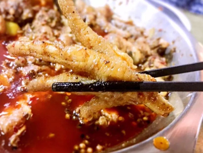 好吃丨一抿就化！成都10家超美味稀溜耙美食拯救懒癌吃货