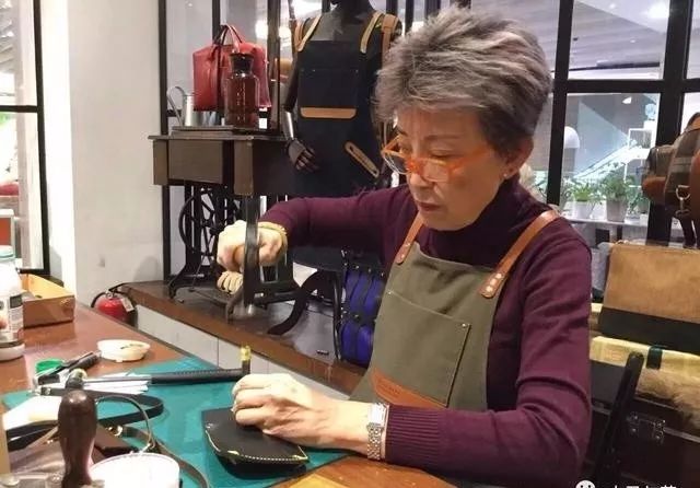 曾志伟世界名模 (曾志伟名模)