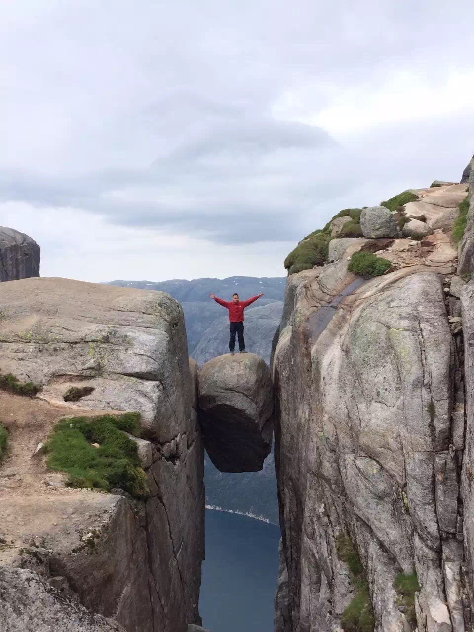 朋友圈想拉黑的那种人,朋友圈最想拉黑的好友