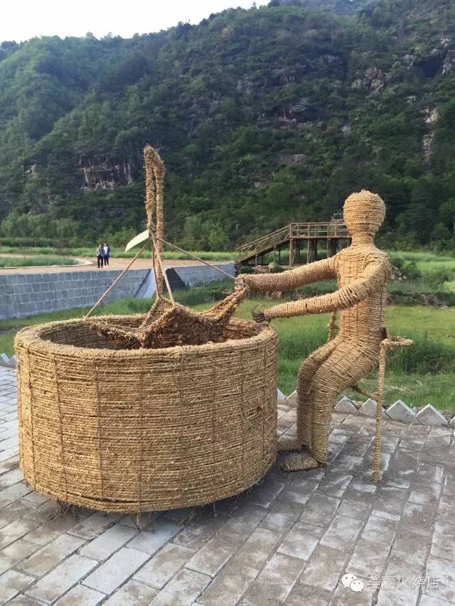 火烧店又现新鲜玩意儿，听说是.......