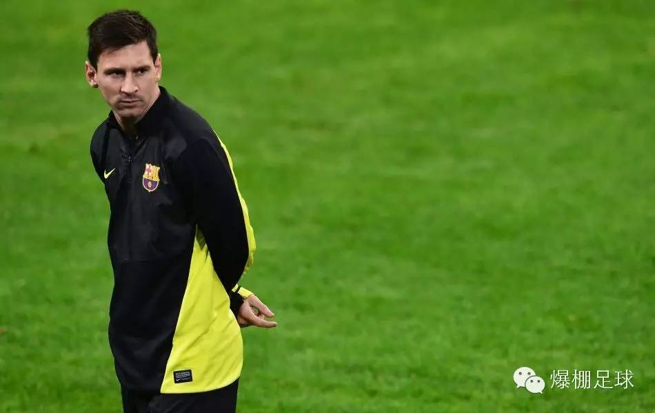 苍井酱,要多喝水