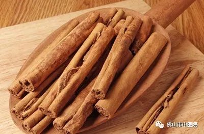 儿童鼻炎散寒的中药泡脚,冬季用这三种中药材泡脚最养生