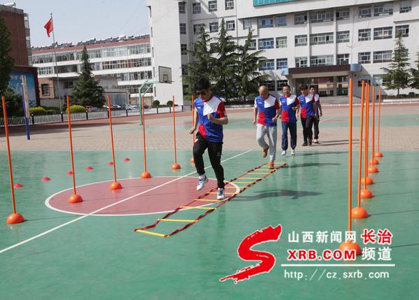 体育公开课足球,足球公开课初中完整版