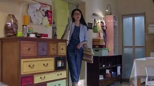 欢乐颂刘涛自带包进剧组,欢乐颂安迪给樊胜美买包包