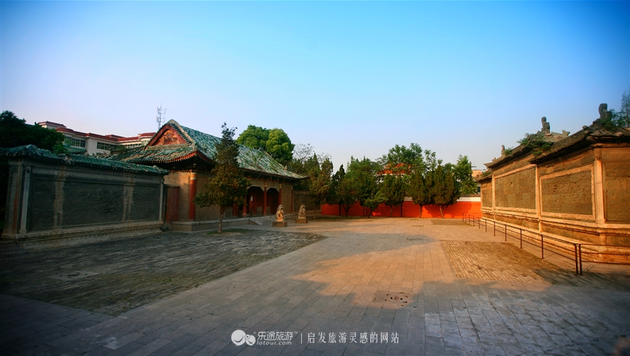 襄王府绿影壁攻略,襄王府绿影壁门票价格