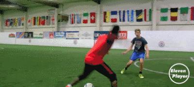 维维足球个人练习教程,新罗足球过人动作教学