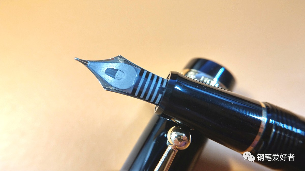 pilot百乐樱花枫叶14k金尖钢笔,百乐74与写乐14k测评