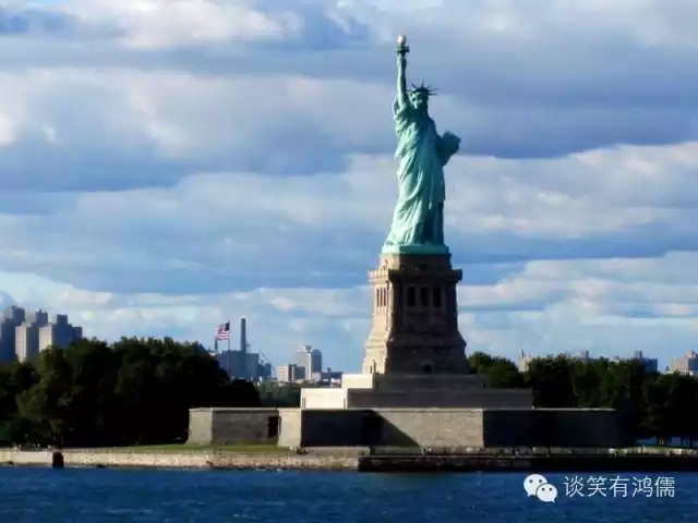 央视新闻驻美记者,央视驻美记者王冠头条号