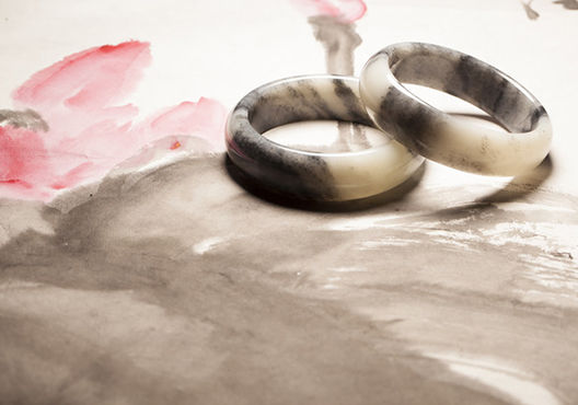 玉器手镯攻略,如何挑选玉的手镯