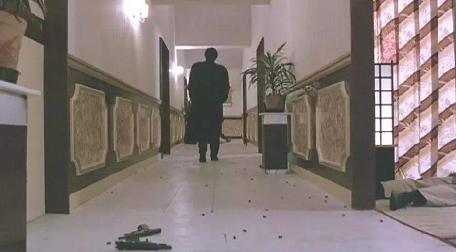 英雄时代变了，2018再也不是你们风衣墨镜的天下（1）