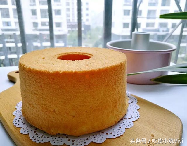 烘焙培训班做的蛋糕都怎么处理了,戚风蛋糕怎么用脱模刀脱模