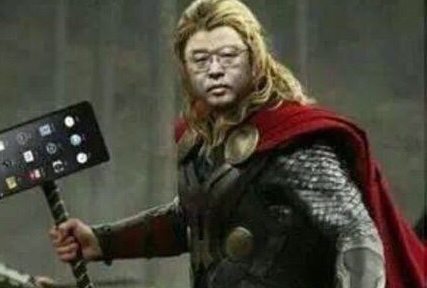 锤子手机罗永浩哽咽,罗永浩锤子手机发布会哽咽