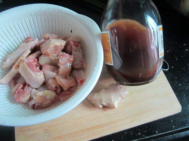 红酒烩鸡家常做法图片,红酒烩鸡正宗做法大全