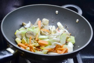 私房烤鱼如何做,烤鱼美食教程家庭版