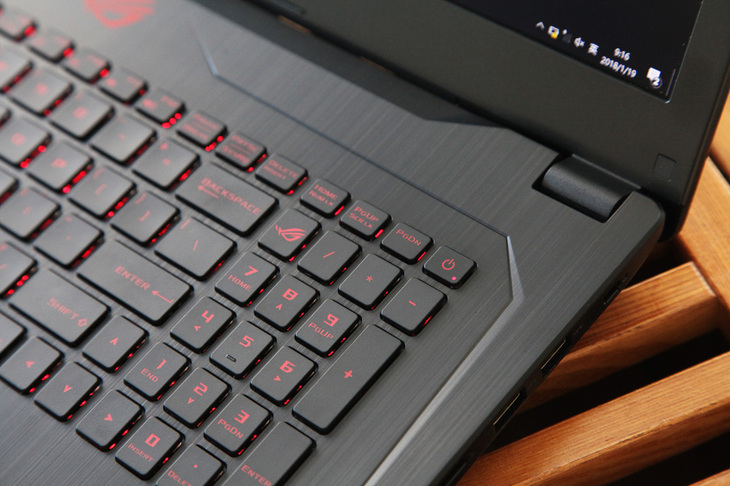 华硕玩家国度z390e参数,8核心cpu的游戏