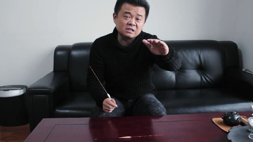 钓鲫鱼黑坑技巧七大口诀,黑坑鲫鱼浮在水皮上怎么钓