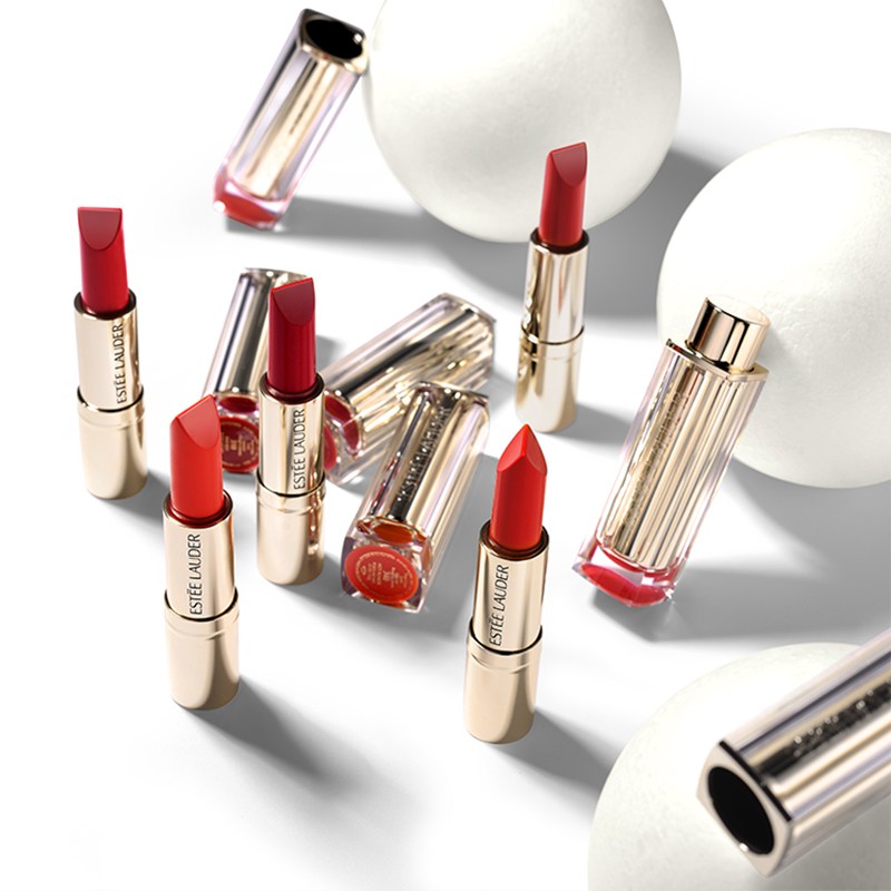 新年必备的彩妆产品有什么,今年彩妆流行什么颜色好看