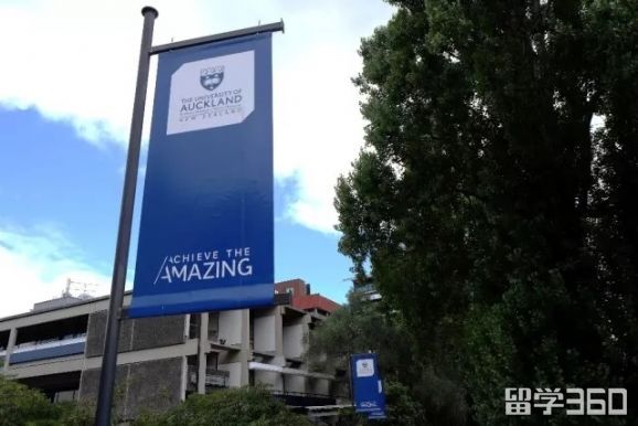 现在学生学费怎么交,学校开学交学费是怎么交