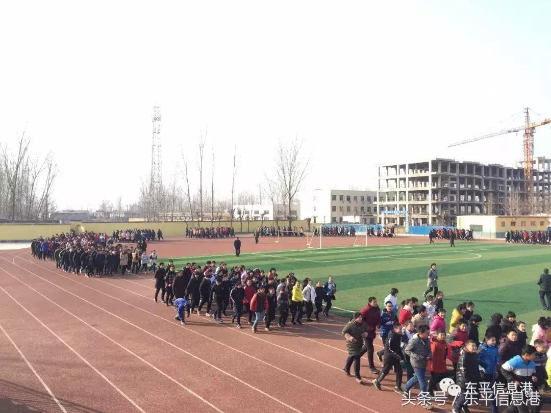 学校开展阳光体育大课间评比,阳光大课间活动掠影