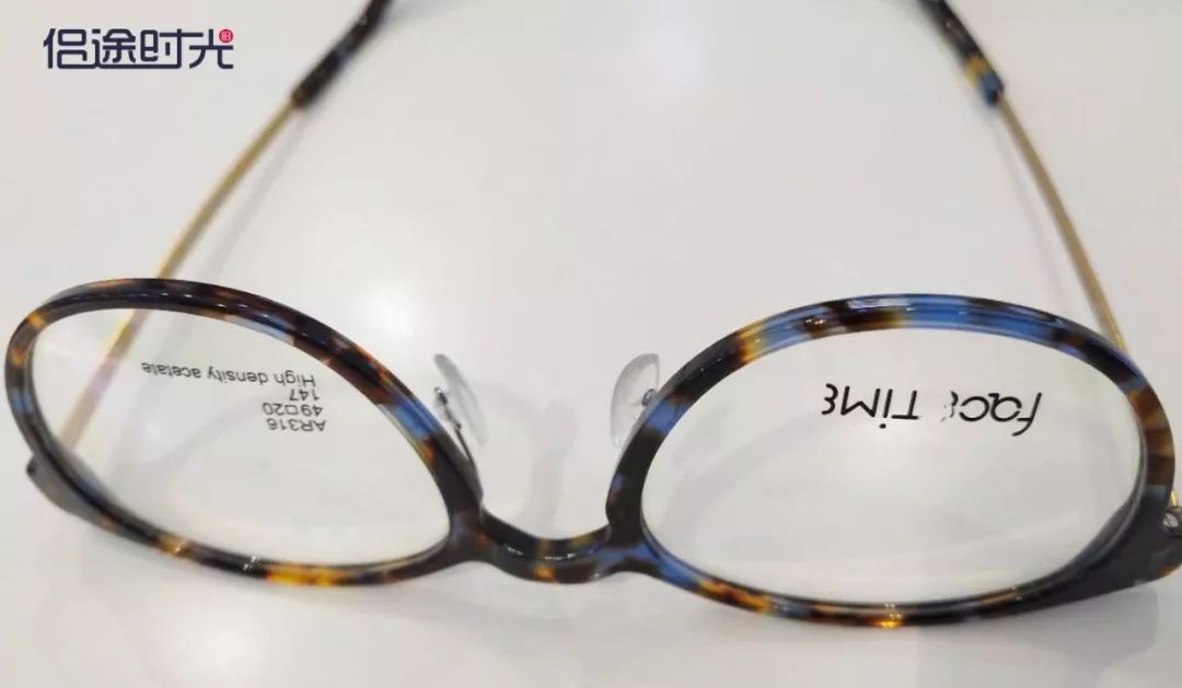 怎么调整眼镜金属框架,眼镜变形调整方法