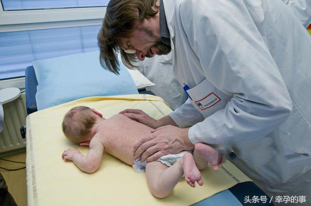 宝宝湿疹反反复复预防护理有技巧,宝宝湿疹总是反反复复怎么办