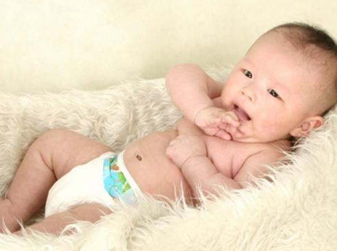 新生儿肚子圆鼓鼓的正常吗,新生儿肚子圆鼓鼓的怎么办