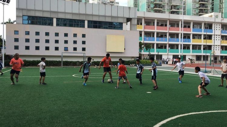 学生成长的沃土师生眷恋的乐园一一八桂绿城小学2017年工作汇报