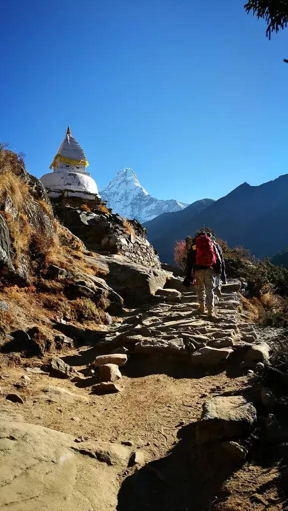 尼泊尔ebc徒步几天可以完成,尼泊尔ebc徒步多少公里